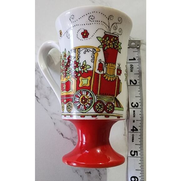 Vintage Royal Crown Arnart Chattanooga Choo Choo Smug pedestal Mug Train Red - Picture 3 of 4